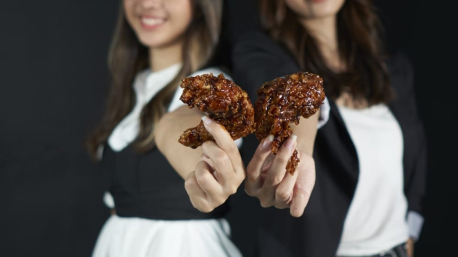 Chicken wings dengan citarasa rempah Indonesia.