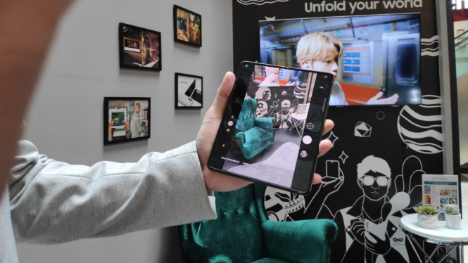 Samsung Galaxy Z Fold3.