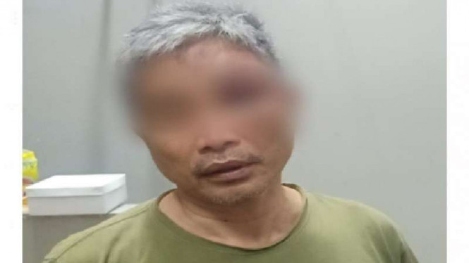 Foto M Kece dianiaya Irjen Napoleon yang beredar