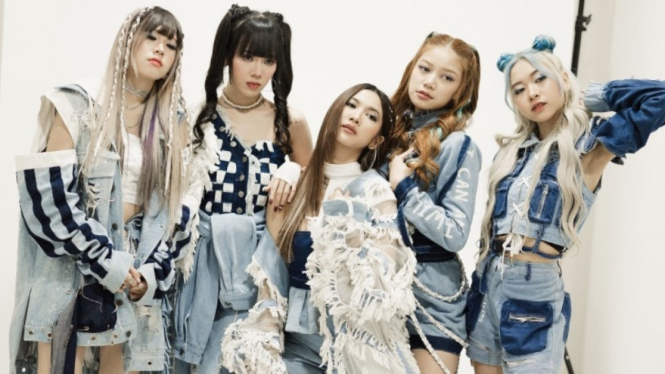 Girlband ZIRIUS 