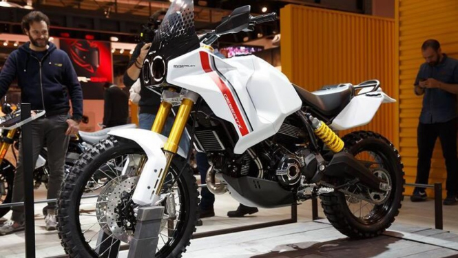 Ducati Desert X