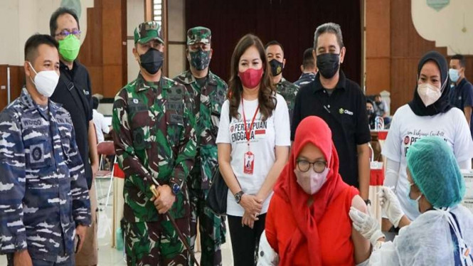 Serbuan vaksinasi massal digelar di Gresik, Jawa Timur