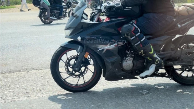 Hero Xtreme 200S 4V.