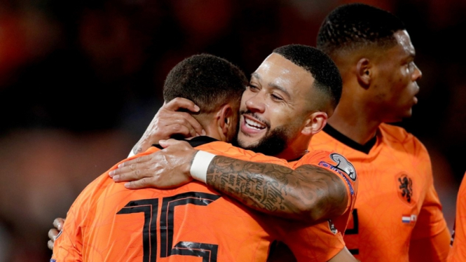 Pemain Timnas Belanda merayakan gol ke gawang Gibraltar