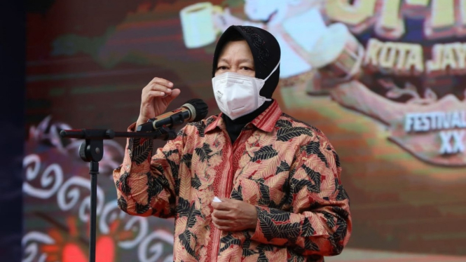 Menteri Sosial Tri Rismaharini