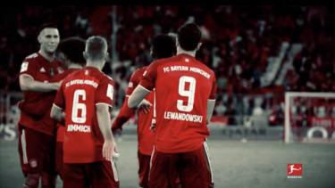 Pemain Bayern Munich merayakan gol