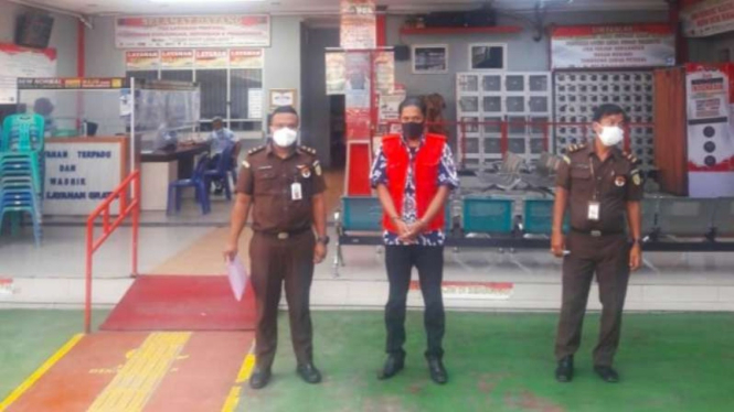 Kejaksaan tahan ASN yang cairkan yang di Pegadaian pakai emas palsu.
