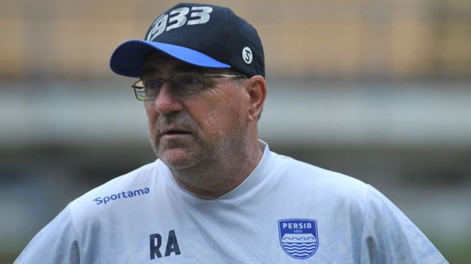 Pelatih Persib Bandung, Robert Rene Alberts