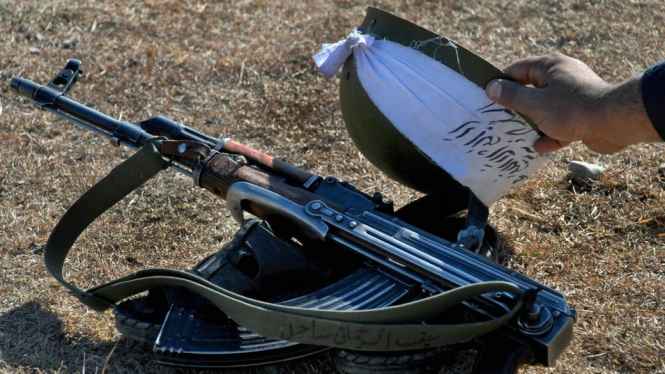 Senjata milik anggota Taliban-Pakistan. AFP via BBC Indonesia