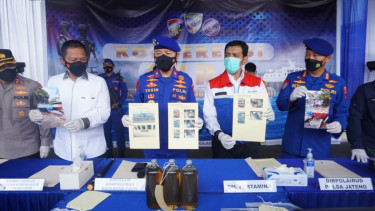Pertamina dan Polisi bongkar aksi penimbunan solar subsidi di Jawa Tengah.