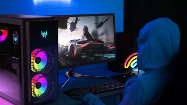 Acer Predator Orion 7000.
