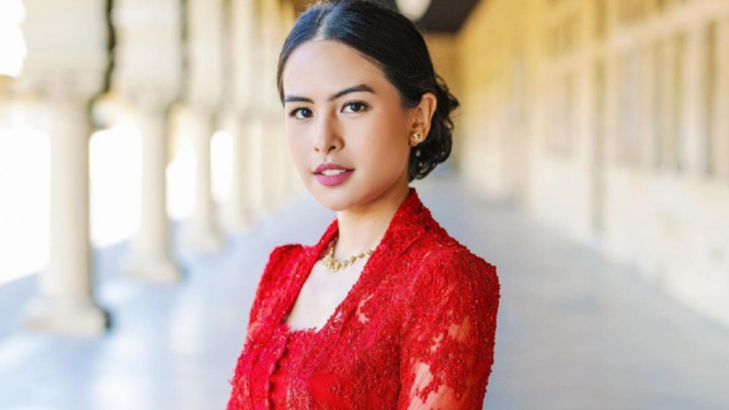 Maudy Ayunda.