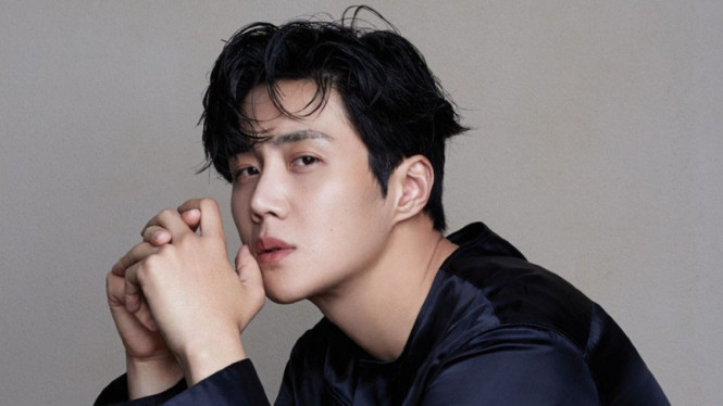 Kim Seon Ho.