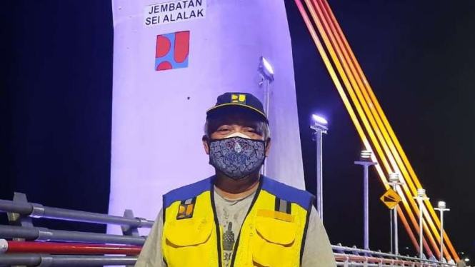 Menteri PUPR Basuki Hadimuljono di Jembatan Sei Alalak, Banjarmasin.