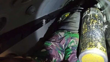 VIVA Militer: Prajurit Kopaska TNI Angkatan Laut masuk lubang rudal torpedo