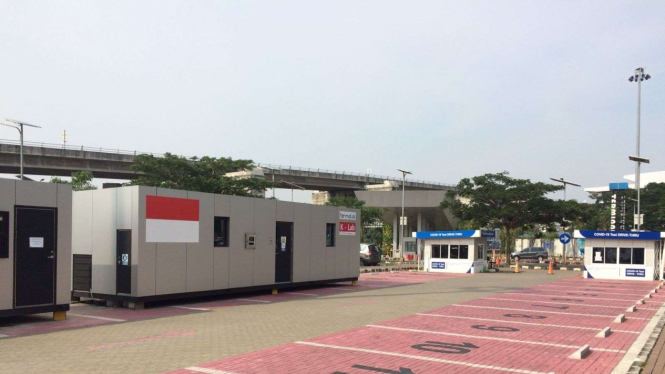 Lokasi tes PCR Drive Thru di Terminal 3 Bandara Soetta.