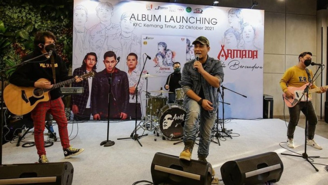Armada Band