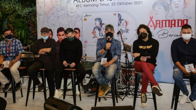 Armada Band
