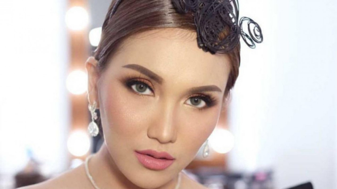 Ayu Ting Ting.