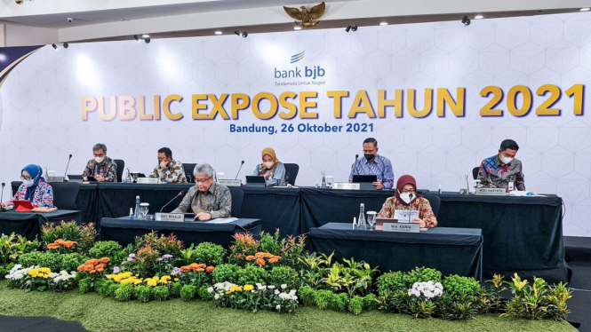Public Expose Tahun 2021 Bank BJB