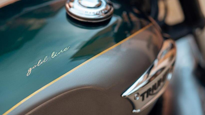 Triumph Luncurkan Gold Line Edition
