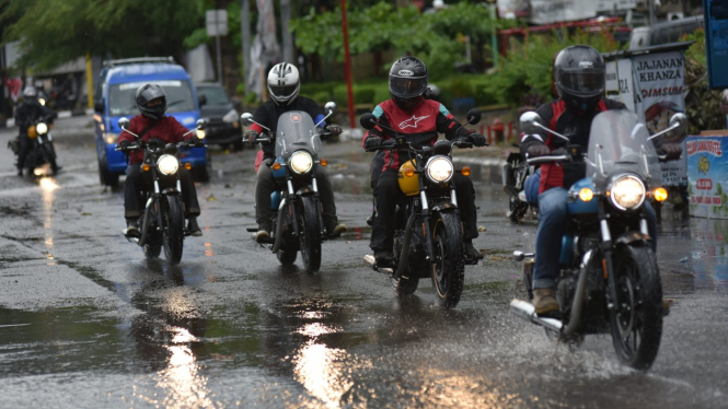Ilustrasi motor Royal Enfield