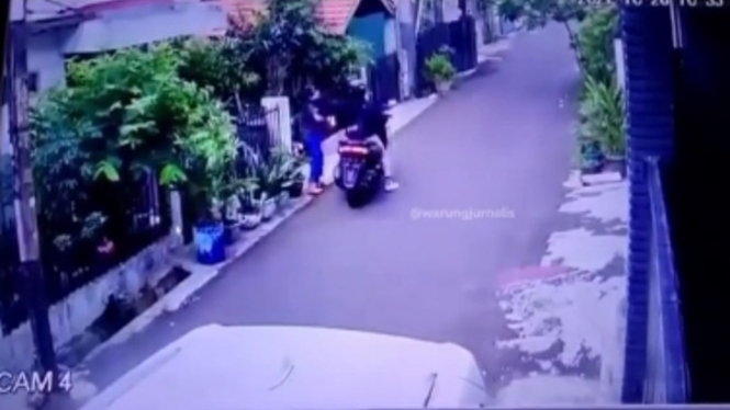 Ilustrasi wanita Kena Begal Payudara, Terekam CCTV (Instagram/warungjurnalis)