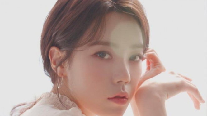 Park Soo Young alias Lizzy.