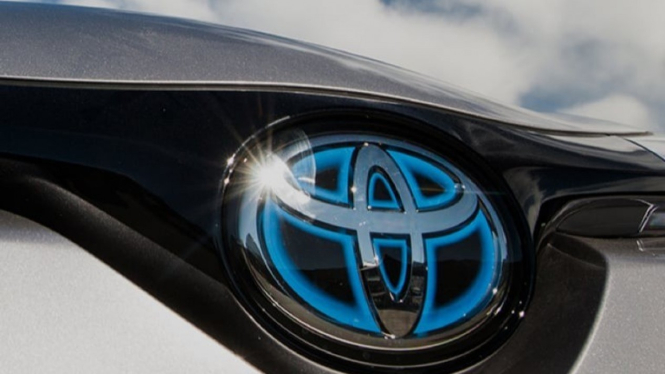 Logo Mobil Listrik Toyota.