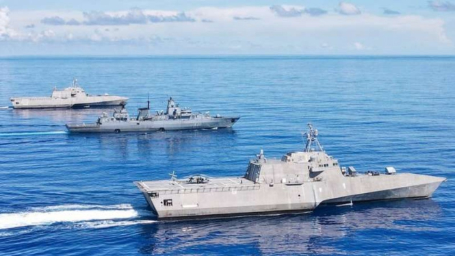 VIVA Militer: Kapal perang Amerika, USS Jackson (LCS-6) bersama Armada ke-7