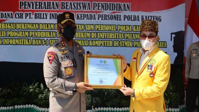 Kapolda Kalteng Irjen Dedi Prasetyo raih penghargaan atas percepatan vaksinasi