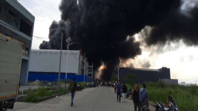 Kebakaran pabrik korek api di Tangerang
