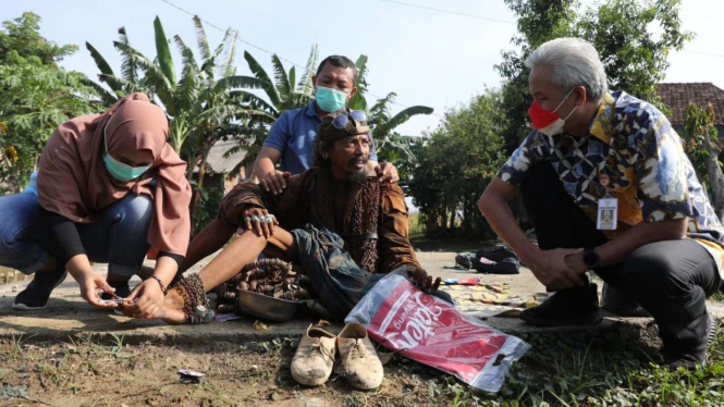 Gubernur Jateng Ganjar Pranowo saat kunjungan dinas ke Kudus.