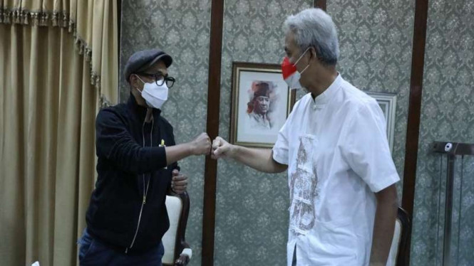 Ivanka Slank menemui Gubernur Jawa Tengah Ganjar Pranowo di rumah dinas