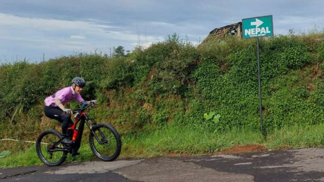 Gubernur Ganjar Gowes di Nepal Van Java.