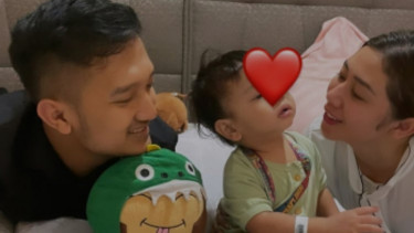 Tom Liwafa, istri dan Gala.