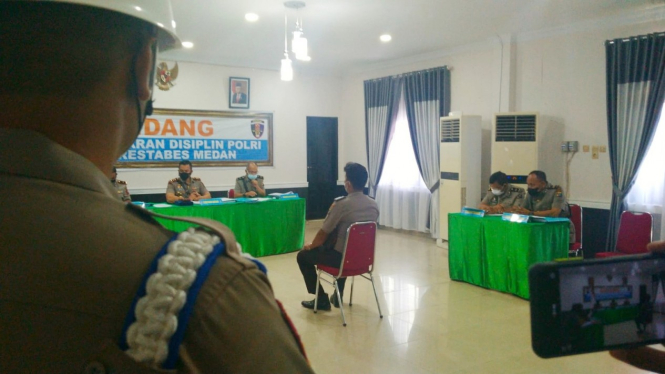 Sidang kode etik personel polisi yang melanggar hukum. (Foto ilustrasi).