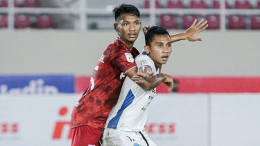 Pertandingan PSIM Yogyakarta melawan Persis Solo