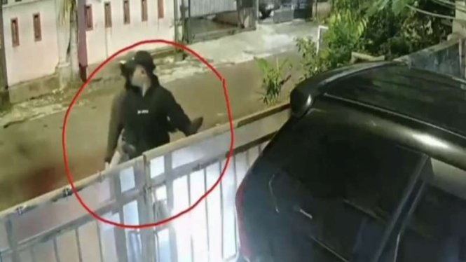 Penampakan maling di rumah chef Aiko