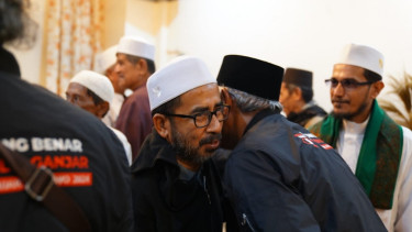 Relawan Sahabat Ganjar temui habib.