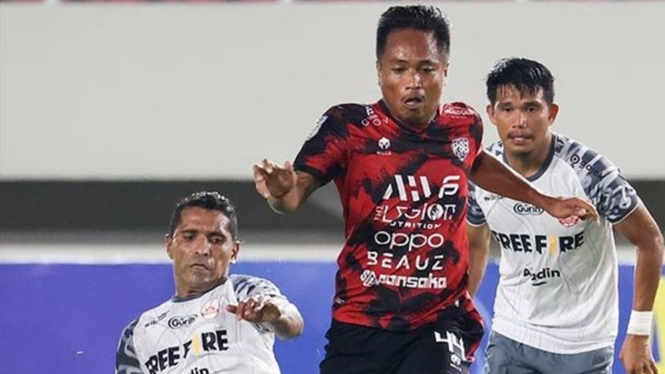 Pertandingan AHHA PS Pati melawan Persis Solo