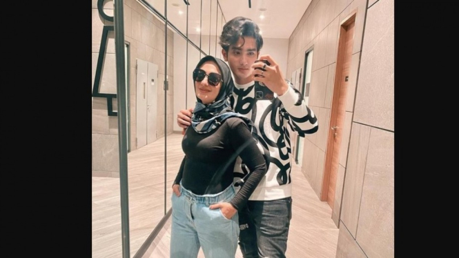 Mahdy Reza dan Ibunda