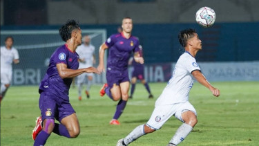 Pertandingan Persik Kediri vs Arema FC
