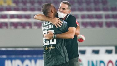 Pelatih Persija, Angelo Alessio dan kapten Andritany Ardhyasa