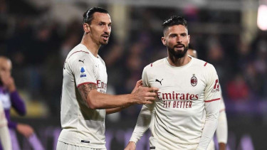 Zlatan Ibrahimovic dan Olivier Giroud