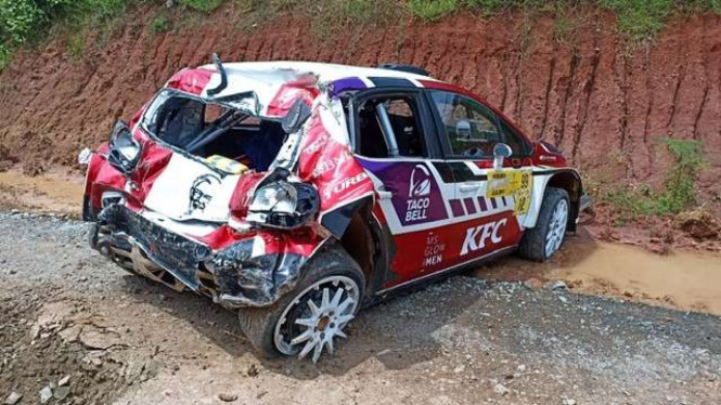 Mobil yang dipakai Bamsoet saat rally Meikarta 2021.