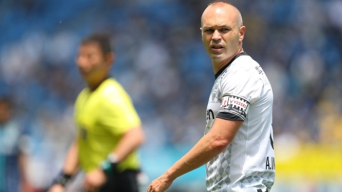 Andres Iniesta bersama Vissel Kobe