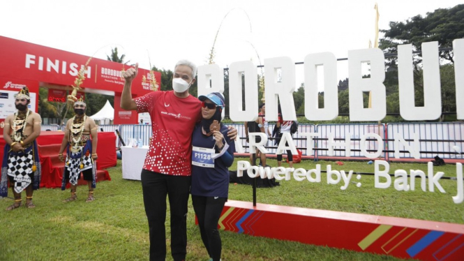 Gubernur Jateng, Ganjar Pranowo dan istri, Siti Atiqoh Supriyanti