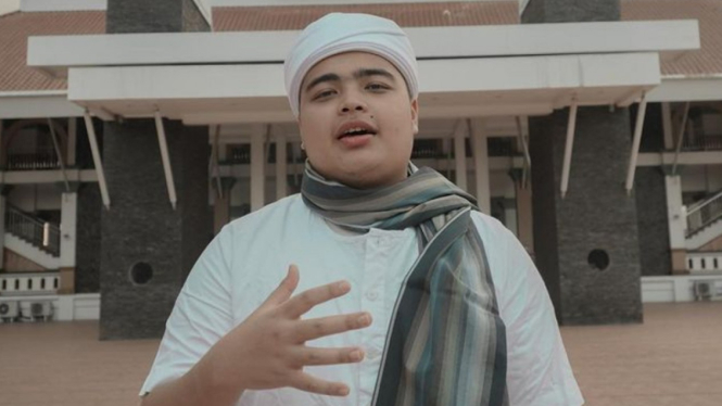 Ameer Azzikra.