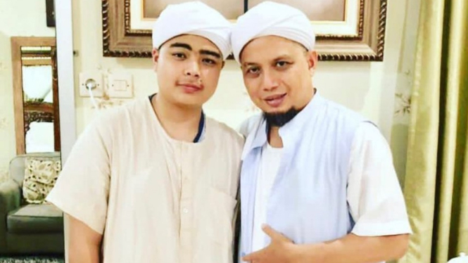 Ameer Azzikra dan Ustaz Arifin Ilham.